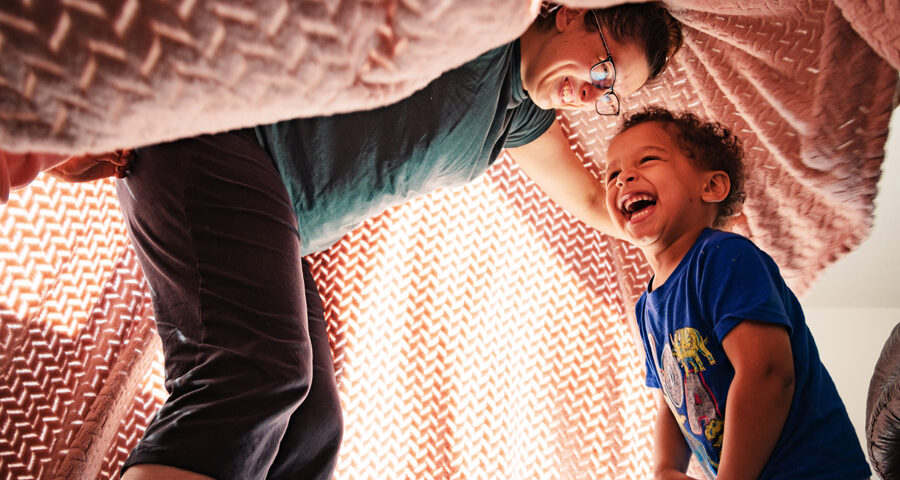 Indoor winter activity with toddlers - blanket fort